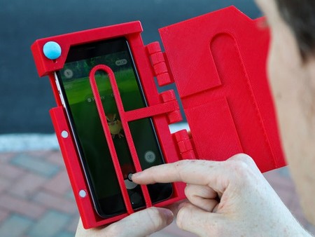 Funda para celular con diseño de Pokedex para jugadores de Pokemon Go, impresa en 3D.